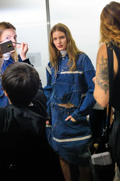 Look 8